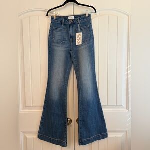 Avara Jeans NWT Women's Size  5/27 Blue Flare Bell‎ Bottom High Rise Stretch